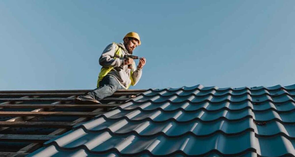 Experience the Best Roofing Services with Roofer of North Salem