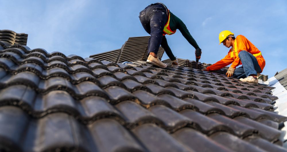 Find the Best Roofing Contractor to Fit Your Home’s Roofing Needs